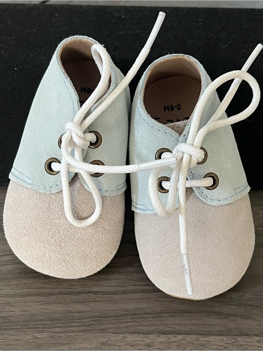 fauve+co leather baby shoes sz0-6